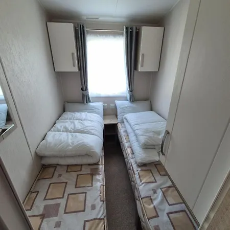 Coral Beach Ingoldmells 8 Berth Caravan Family Ran Exterior photo