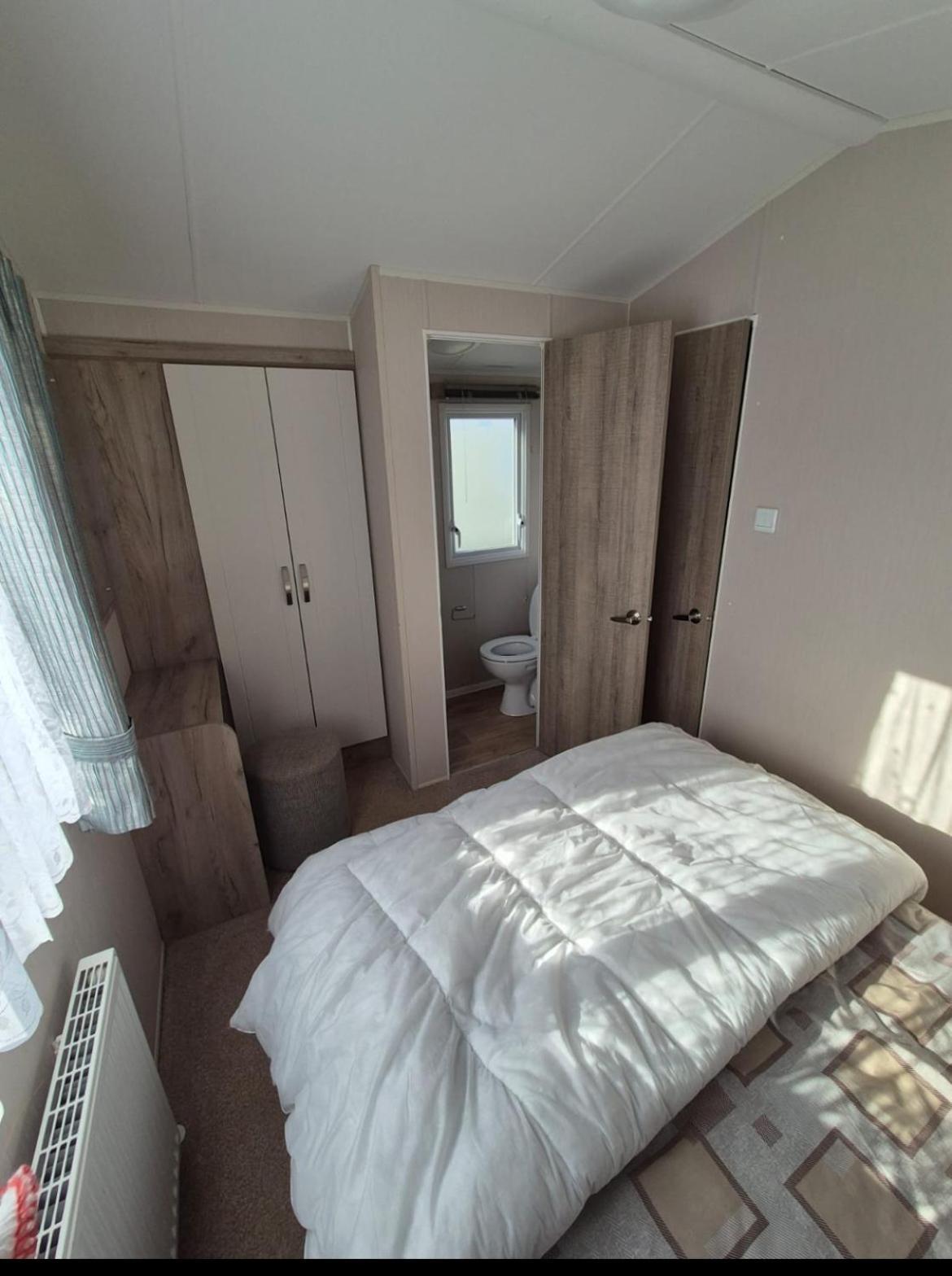 Coral 8 Berth Caravan Family Ran