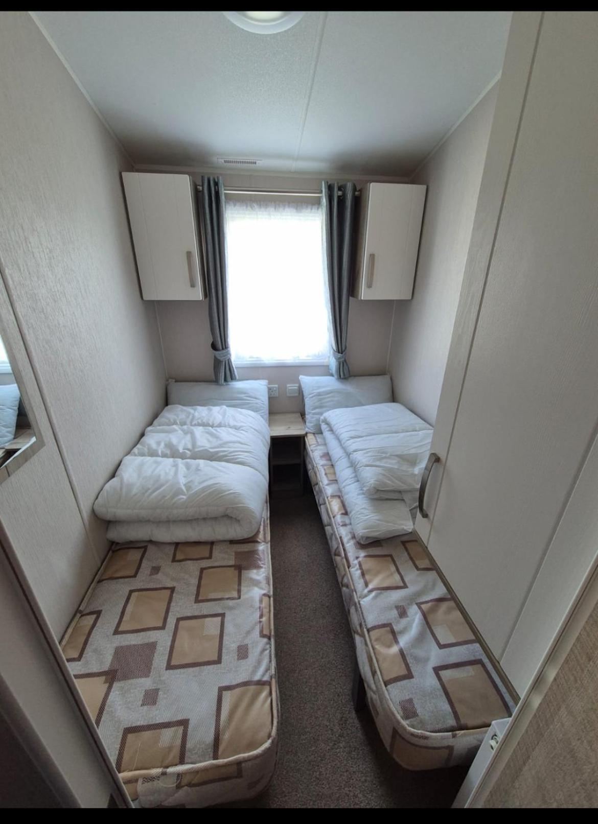 Coral 8 Berth Caravan Family Ran Holiday home *